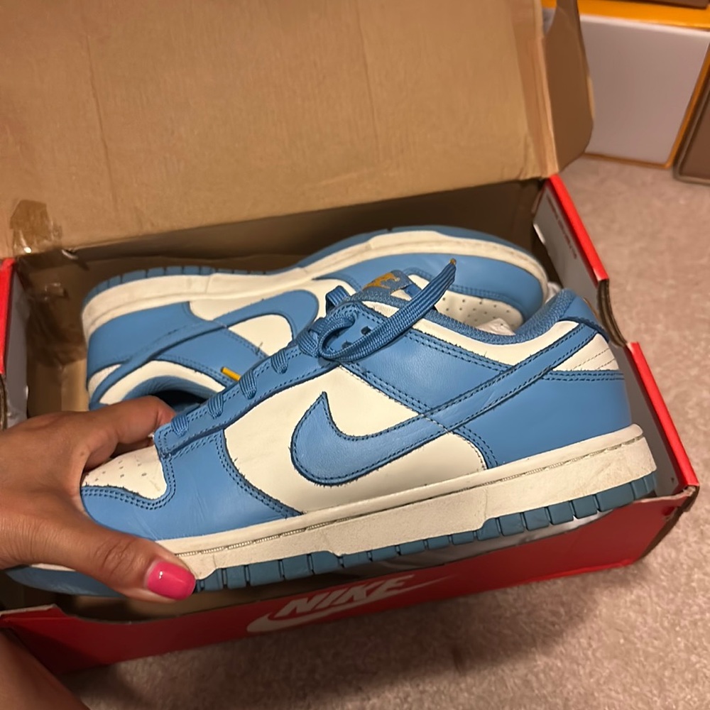 Nike women’s dunk UCLA GOLD COAST size 9.5 or 8 men - Picture 1 of 5